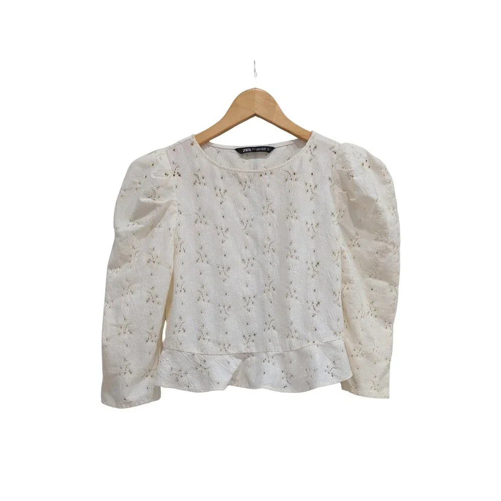 Zara Ivory Eyelet Puff Sleeve Peplum Blouse Top Size S Cotton Blend